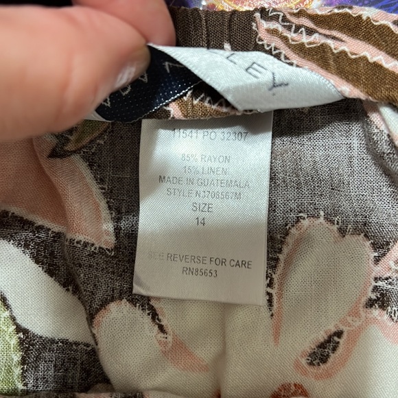 Napa Valley Floral Skirt Size 14 - Picture 6 of 6